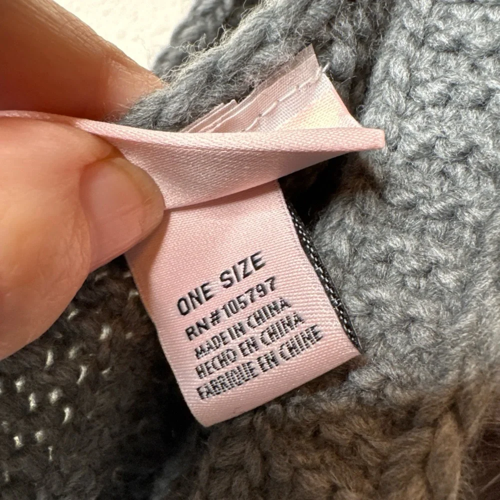 Juicy couture Gray Knit‎ Scarf, Hat, and Gloves Set